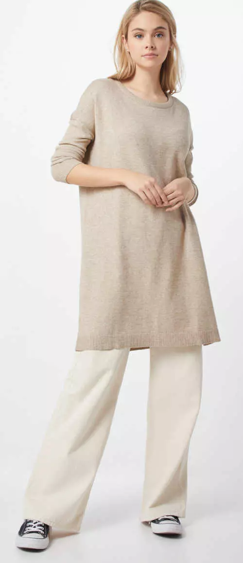 Дамски пуловер с удължена туника в кремаво
